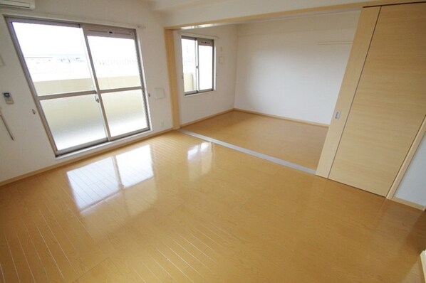 グランツ・フィオーレの物件内観写真